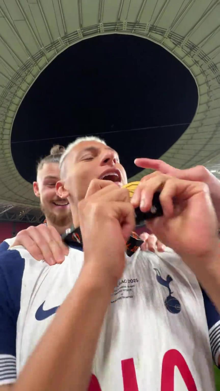 巴西吳奇?。±聿槔@是抑郁癥好了嘛