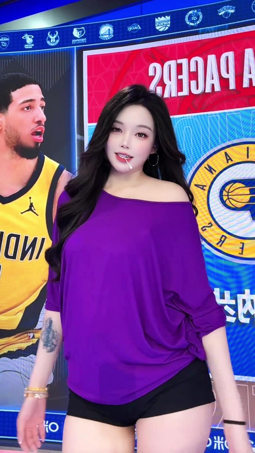 美女主播小太陽：年輕的將軍意氣風(fēng)發(fā)！ 哈利伯頓強(qiáng)的可怕